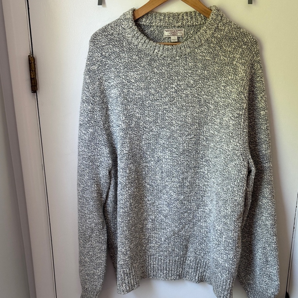 Men's Gray Sweater